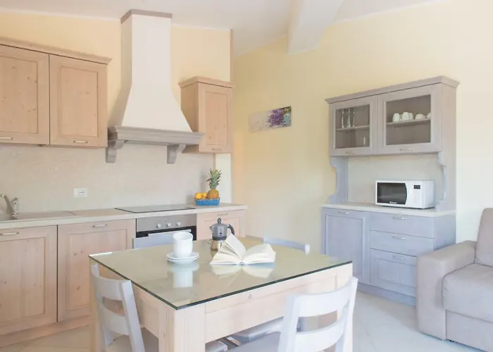 Terry מלון דירות 4*