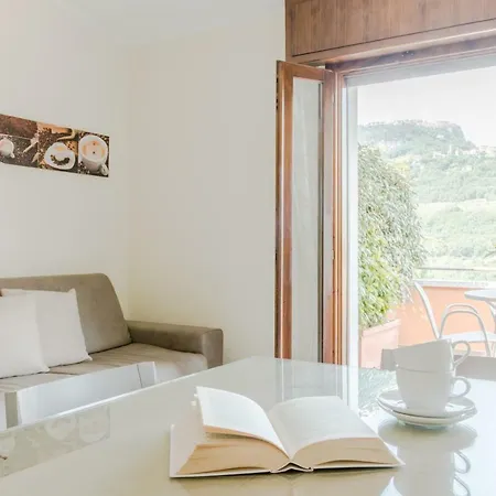 特里公寓式酒店 Tremosine