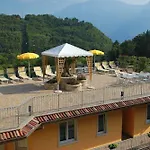 Terry 4* Tremosine